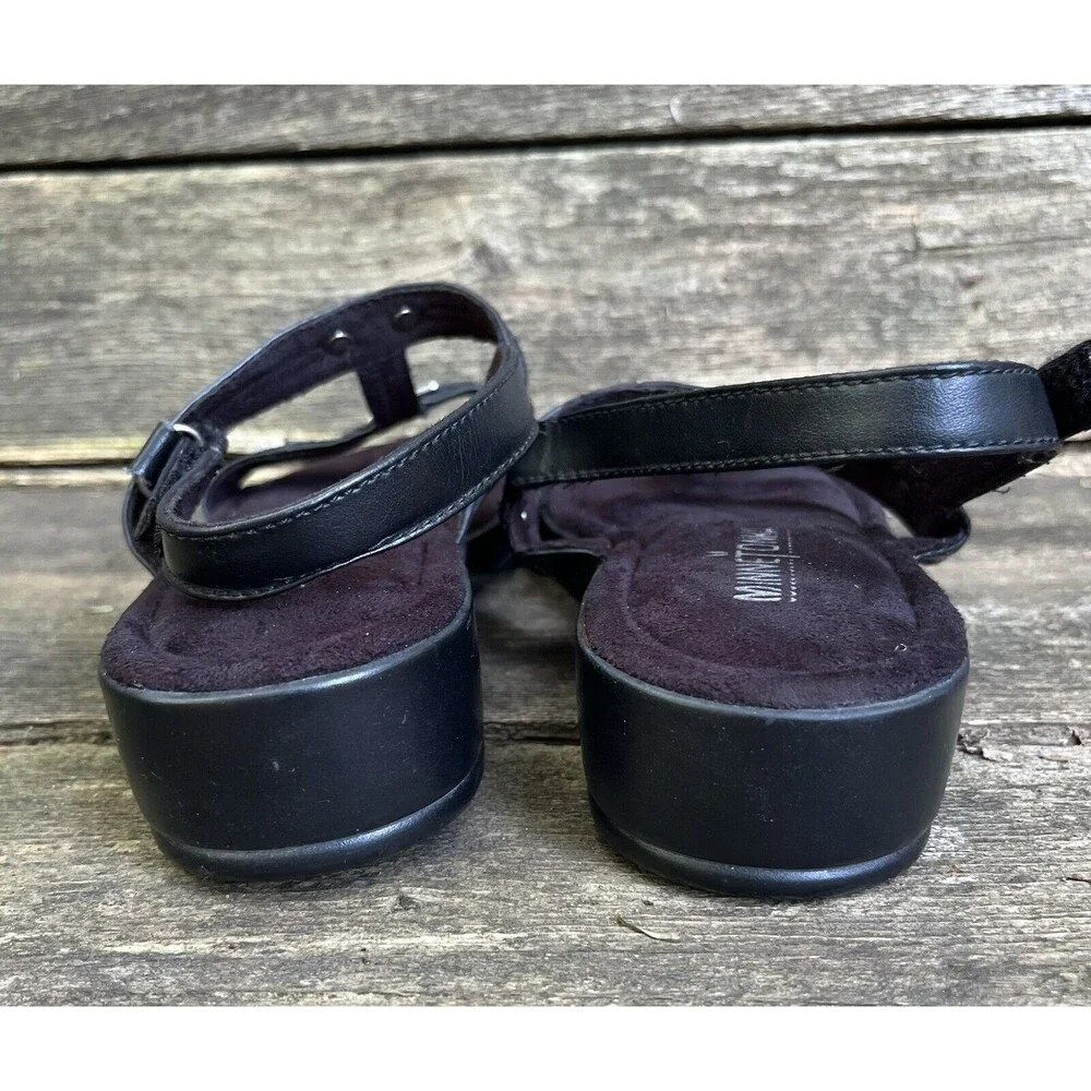 NEW Minnetonka Prescott Leather Studded Sandals Womens 6 Black Goth Witchy Biker